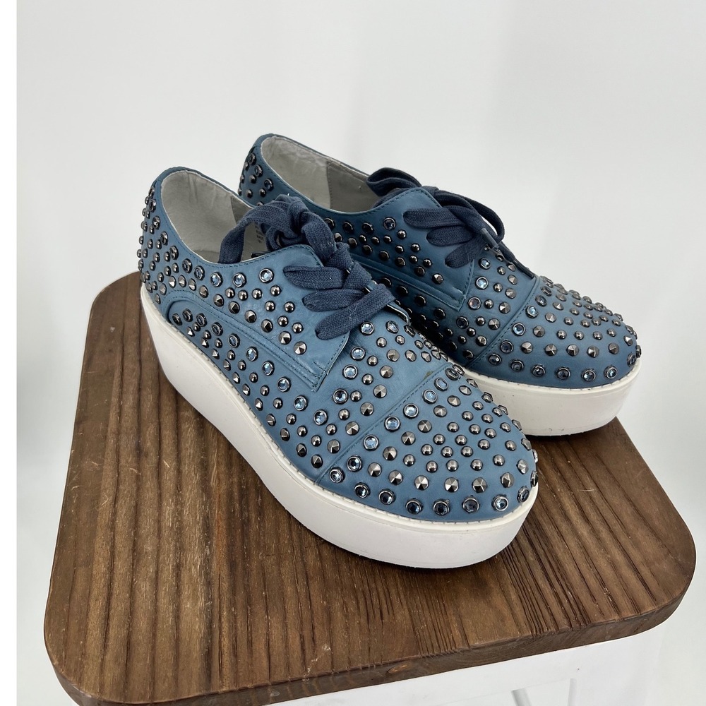 Steve Madden Blue Studded‎ Rhinestone Platform Sneakers Y2K 7 Lace Up Edgy